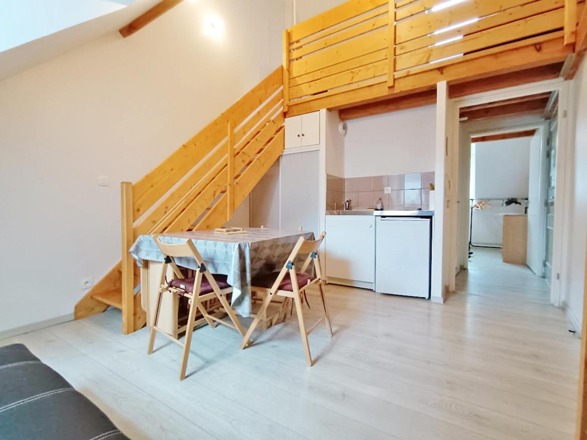 Le Therminus, T2bis Mezzanine, 4personnes, Coeur De Luchon * Bagneres-de-Luchon