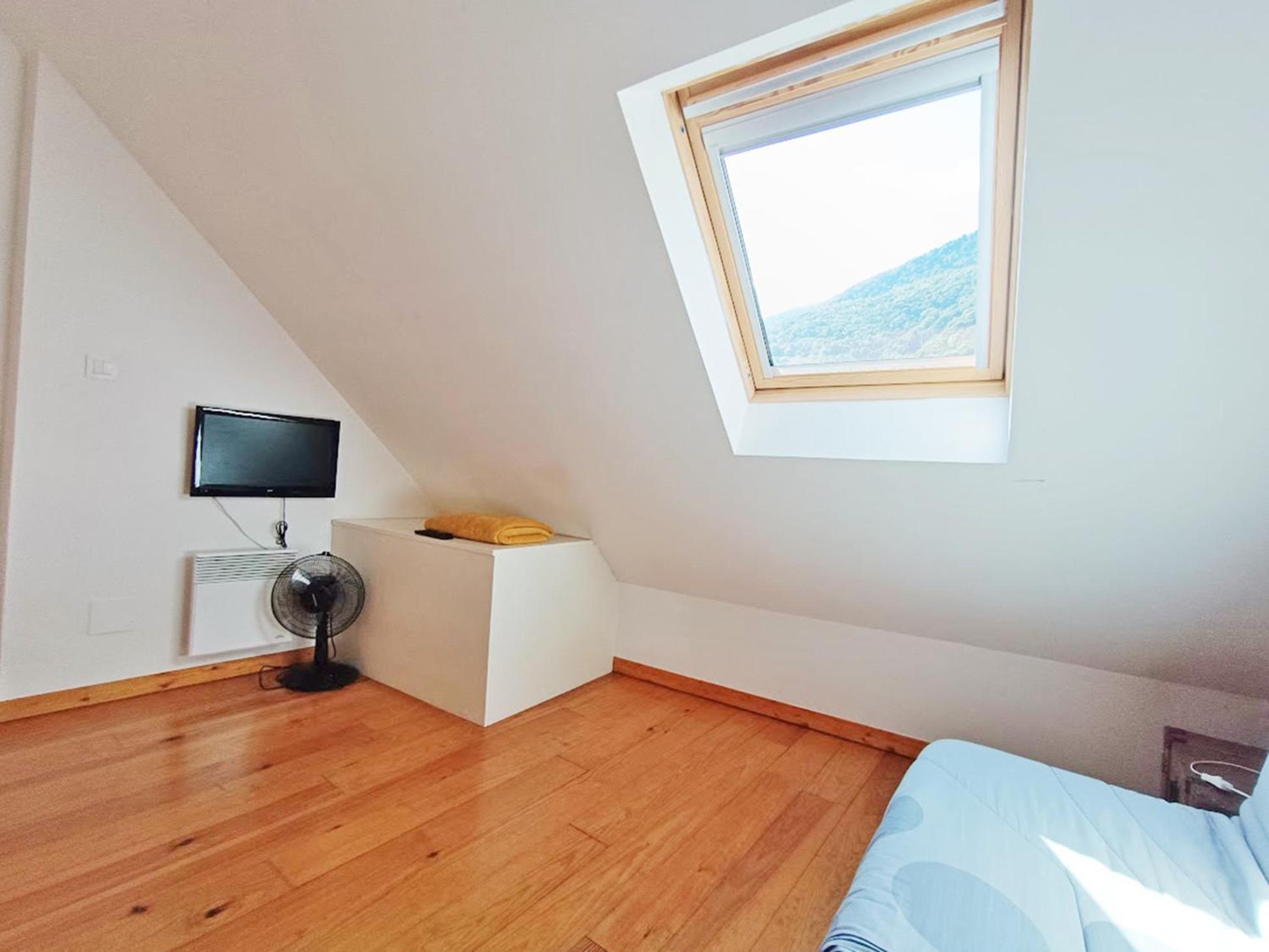 Le Therminus, T2bis Mezzanine, 4personnes, Coeur De Luchon